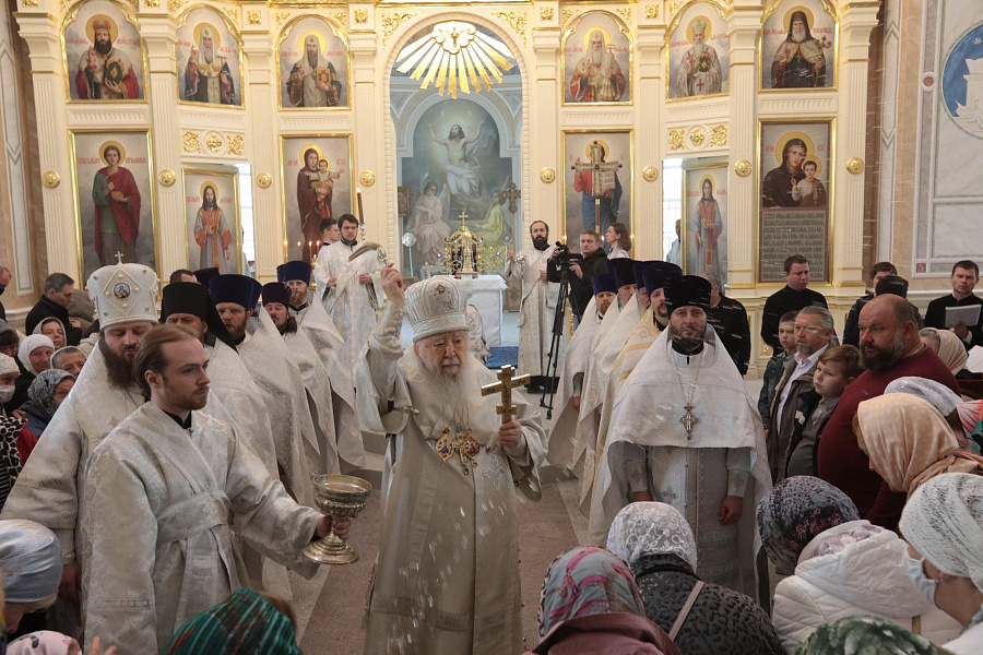 Великое освящение Казанского храма села Дединово